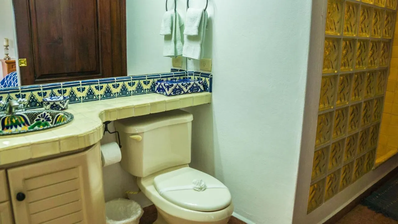 Royal Palms 6 Condo Playa del Carmen Messico