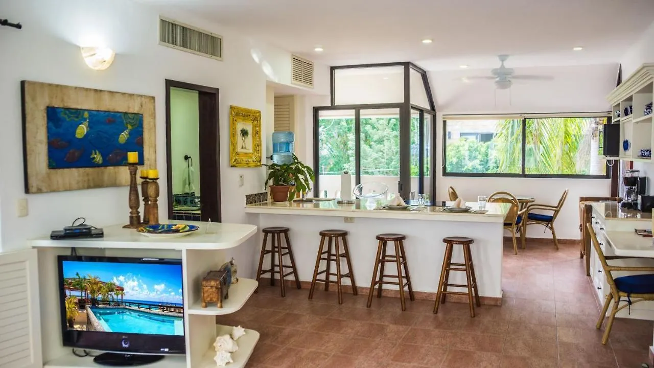 Royal Palms 6 Condo Playa del Carmen 0*,